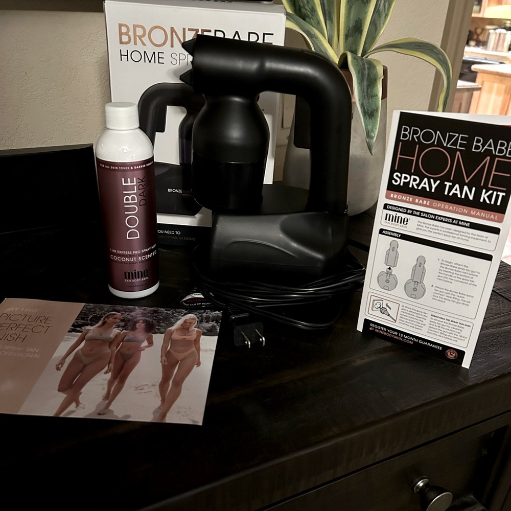 Mine Tan airbrush tanning machine